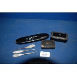 Two small Snuff Boxes, three Mother of Pearl sewing tools,