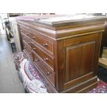 A MAHOGANY CHEST OF SIX DRAWERS