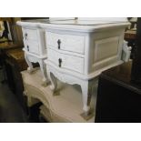 A DECORATIVE DRESSING TABLE AND BEDSIDE CABINETS