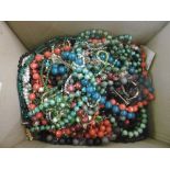 A QUANTITY OF COSTUME JEWELLERY