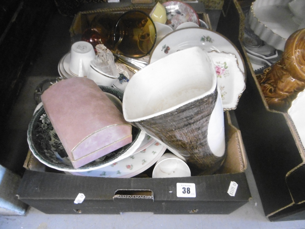 A QUANTITY OF CHINAWARE - Image 2 of 2