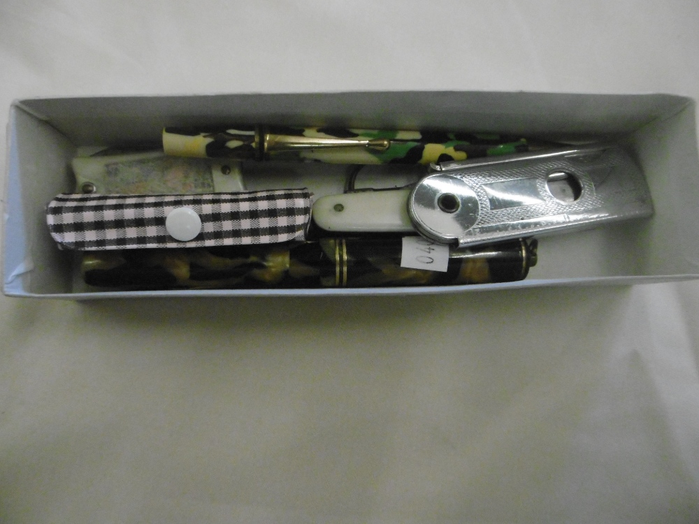 A TUDOR PEN WITH 14CT NIB PLUS OTHER ITEMS