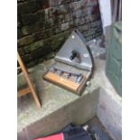 Ideal vintage paper guillotine