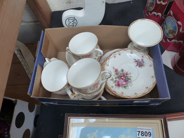 Box of ceramics including Colclough part tea set