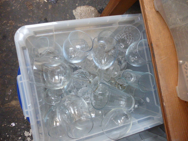 Box of mixed drinking glasses