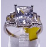 SILVER 2,0CT EMERALD SOLITAIRE RING. Sterling silver 2,0ct emerald cut solitaire ring, size N