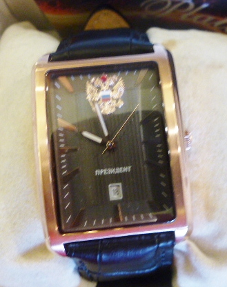 RUSSIAN GOLD PLATED WRISTWATCH. Gents President rose gold plated automatic Russian wristwatch on