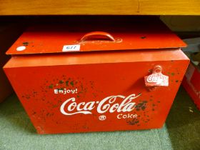 COCA COLA ICE BOX. Coca Cola ice box, 35 x 44cm