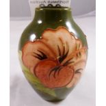 MOORCROFT HIBISCUS. Moorcroft Coral Hibiscus vase, H ~ 9cm