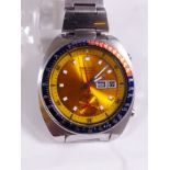 SEIKO AUTOMATIC PEPSI BEZEL. Seiko Chronograph automatic yellow faced day date stainless steel