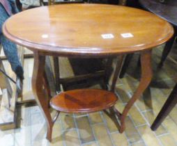 TABLE. Mahogany occasional table