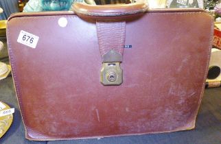 LEATHER BRIEFCASE. Vintage leather briefcase