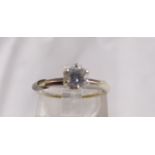 9CT DIAMOND RING. 9ct white gold diamond solitaire ring, 0,30ct, size I/J