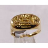 18CT GENTS RING. 18ct gold solid gents Egyptian ring, size Z+