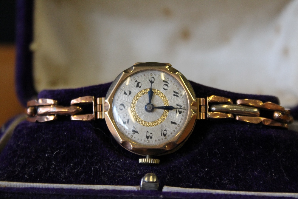 9CT LADIES WATCH - a 9ct gold ladies mechanical watch with expander bracelet, - Image 2 of 2