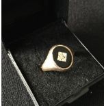 9ct GOLD SIGNET RING - weighs 4.