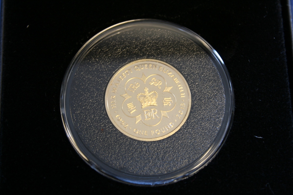 £1 PROOF COIN - The Queen Elizabeth II Longest-Reigning Monarch 22-Carat gold proof £1 coin boxed - Image 3 of 3