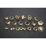 9CT GOLD RINGS & EARRINGS - a collection of 11 rings, 6 pairs of earrings and a stone pendant.