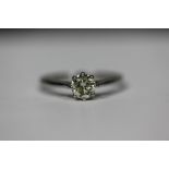 DIAMOND SOLITAIRE RING - beautiful brilliant cut diamond solitaire (0.