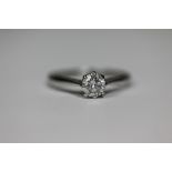 DIAMOND SOLITAIRE RING - stunning brilliant cut diamond solitaire (0.