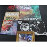 INDIE - Nice pack of 1 x LP and 10 x 7" singles.