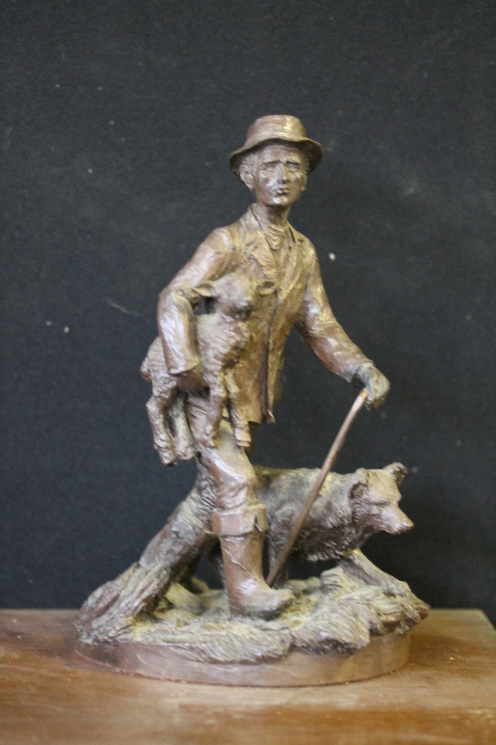 BRONZE STYLE FIGURINES - 5 bronze style figurines and a bronze pirate to include a country - Image 3 of 3