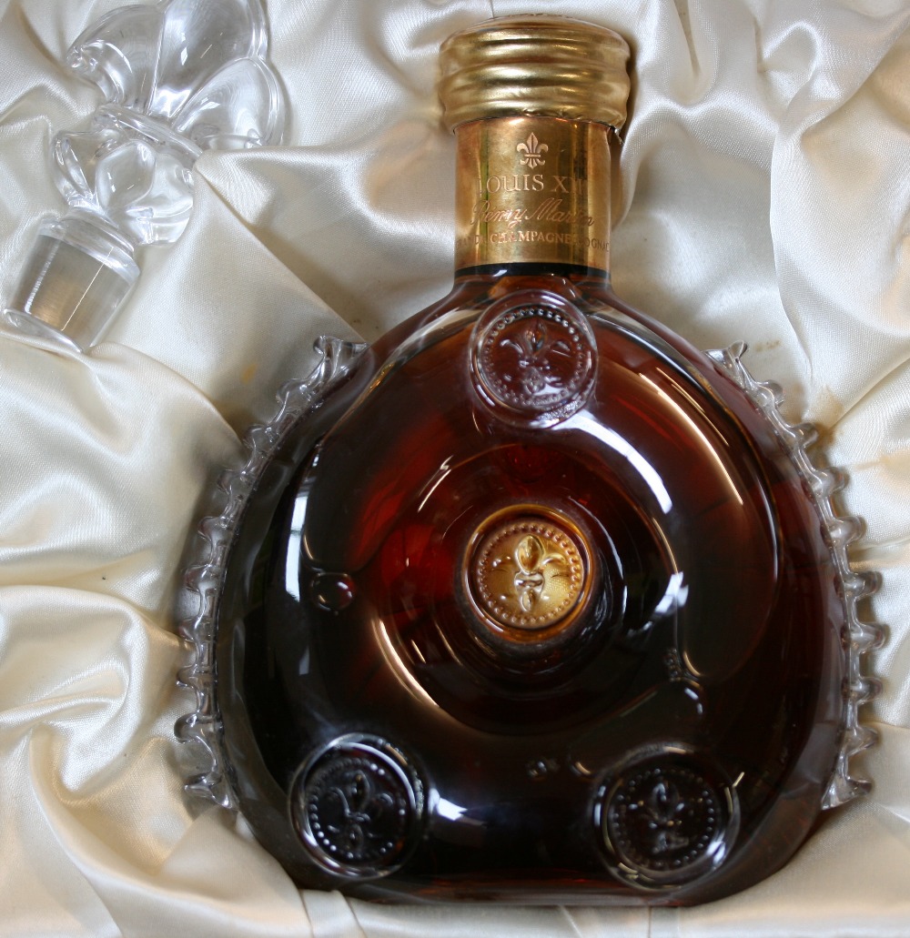 REMY MARTIN - a bottle of Louis XIII de Remy Martin Grande Champagne Cognac, - Bild 3 aus 10