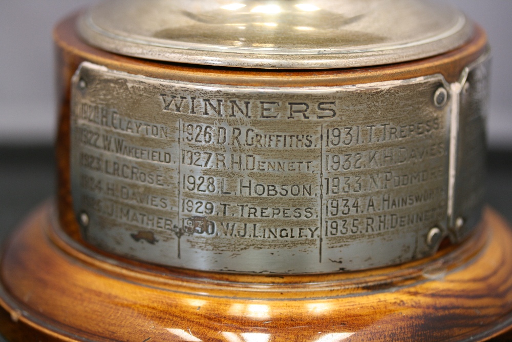 BOODLES TROPHY - a Boodle & Dunthorne silver trophy inscribed 'Mersey Golf Club The F. W. - Image 7 of 9