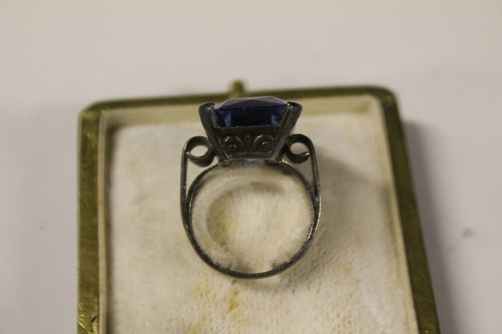 JEWELLERY ETC - a selection of jewellery to include a silver ring with large stone, - Image 3 of 8