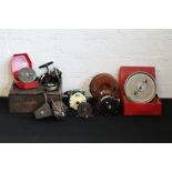 VINTAGE FISHING REELS - a collection of 8 vintage fishing reels to include a Maxima Dual Duty in