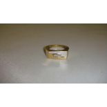 Gents white and yellow 9 ct gold ring with oblong table set with small diamonds 4 g 61.