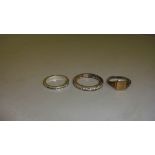 2 x modern silver eternity rings & 9 ct gold on silver signet ring (7 g )