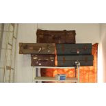 5 pieces of assorted vintage luggage