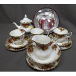 Royal Albert Old Country Rose Tea Ware, 12 pieces including teapot