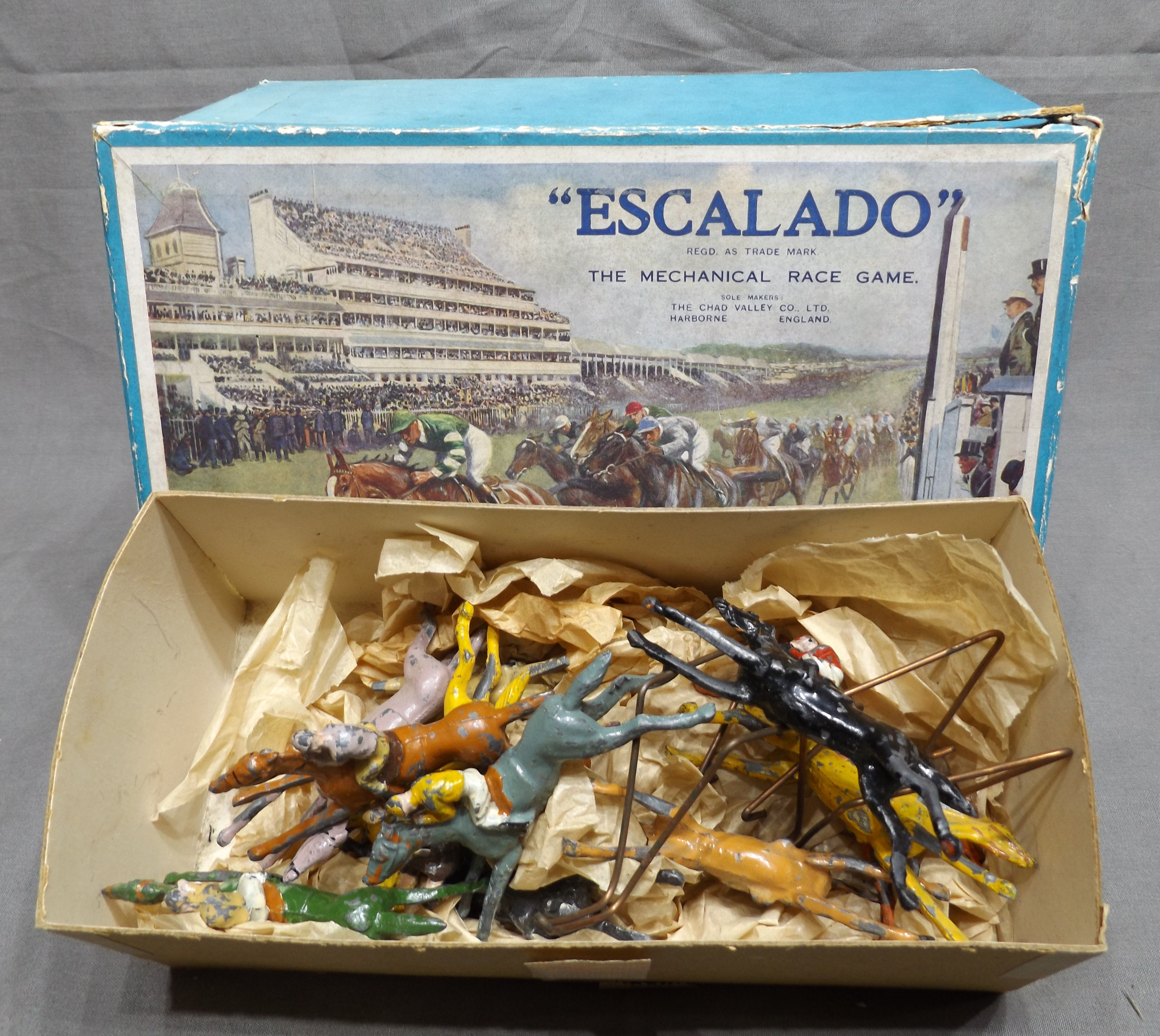 Vintage Escalado Game complete in original box