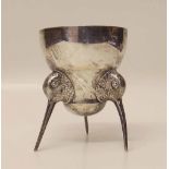 German silver toasting cup, the three legs in the form of snipes. Condition report: see terms and