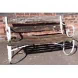 Cast iron garden bench with wooden slats. Condition report: see terms and conditions