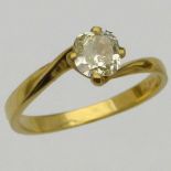 Cushion cut single stone diamond ring 1.02ct, in an Italian 750 gold shank, ring size P+.