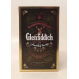 Glenfiddich 18 year old Whiskey in ceramic flask and original box. Condition report: see terms and