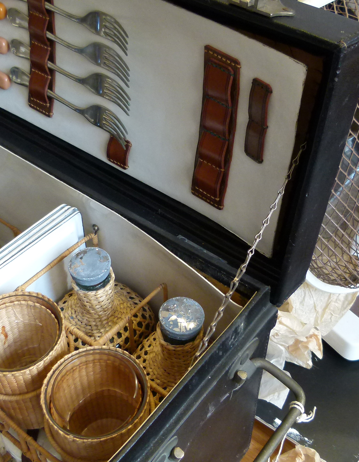 Motor-car picnic set, 1930's, for four people, the black leather cloth cabinet with a fall front - Image 12 of 16