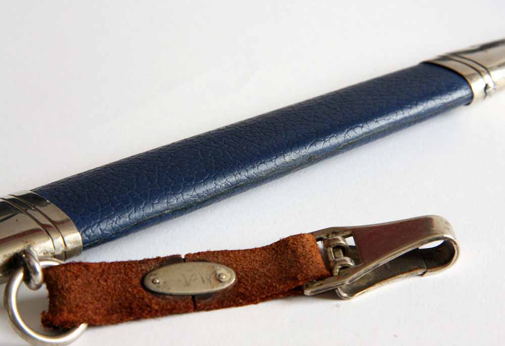 German Third Reich WW2 DLV Flyer's Knife and scabbard, the blade stamped with Stocker & Co SMF - Image 3 of 16