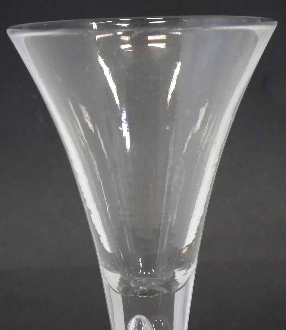 Georgian wine glass circa 1770, with flaring foot, tear drop inclusion stem on slightly raised foot, - Image 3 of 6