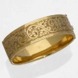 9ct gold hinged bangle, Birmingham 1954, inside width 58mm x 52mm, gross weight 26.9g.