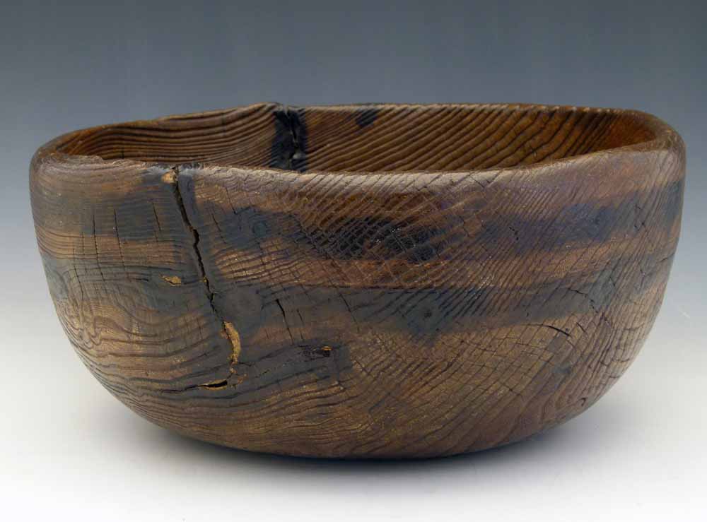 18th century elm bowl, diameter 39cm.