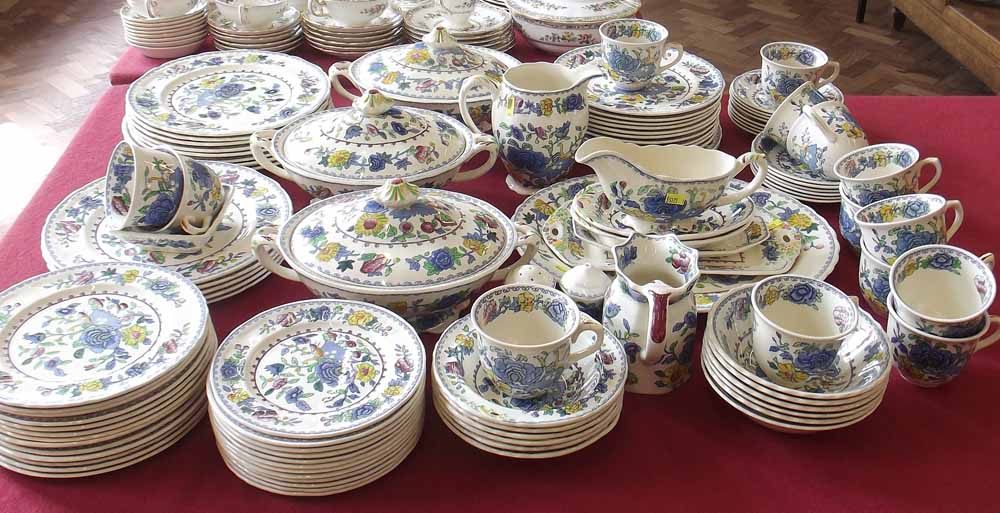 Mason's ironstone tea and dinner service. Condition report: see terms and conditions