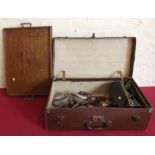 Fibel suitcase, inlaid tray and qty shoe horns Condition report: see terms and conditions