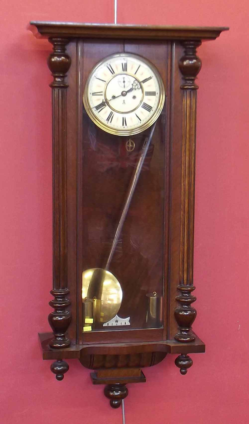 Walnut Vienna regulator wall clock. Condition report: see terms and conditions