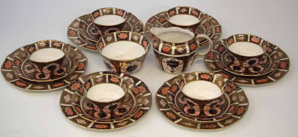 Royal Crown Derby tea service, decorated with imari 1128 pattern, comprising of six cups, saucers