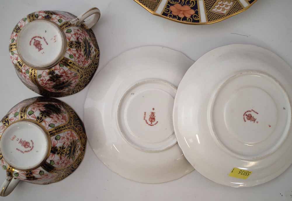 Royal Crown Derby tea service, decorated with imari 1128 pattern, comprising of six cups, saucers - Image 3 of 4