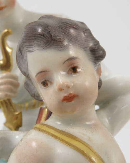 A late 19th century Continental porcelain figure group, of Venus disarming Cupid, - Image 8 of 10